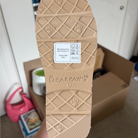 BearPaw Snuggle Martis Oat - Picture 4 of 4